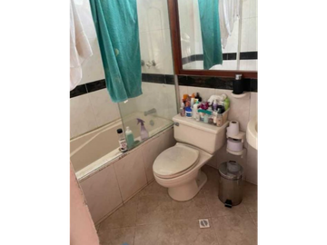 SE VENDE CASA EN LOMA DE LOS BERNAL UNIDAD COMPLETA