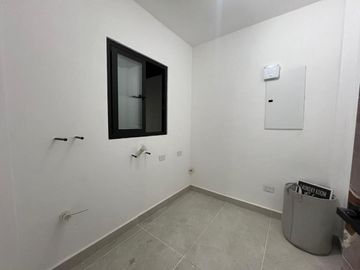 Casa Venta Altum en Hacienda, Agua caliente, cerca de cacho Hipódromo y Zona río