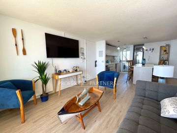 ¡Oferta extraordinaria! Impresionante departamento en primera línea con vistas panorámicas al mar
