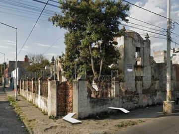 Céntrica casa en venta en Puebla para inversion