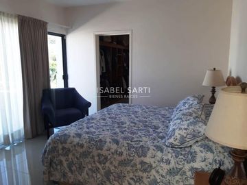 CASA EN VENTA EN JURIQUILLA D509