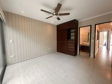 CASA EN VENTA EN RESIDENCIAL CUMBRES