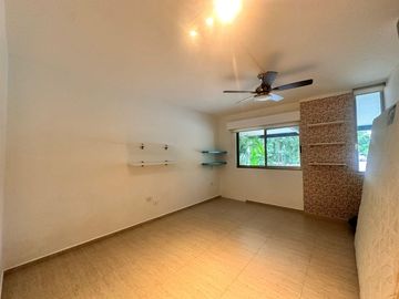 CASA EN VENTA EN RESIDENCIAL CUMBRES