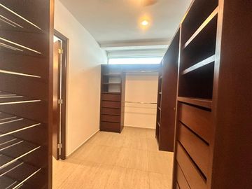 CASA EN VENTA EN RESIDENCIAL CUMBRES