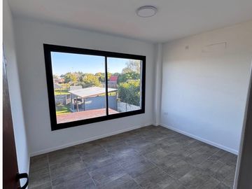 Venta Casa 3 ambientes a estrenar en Parque Lago, Mar del Cobo