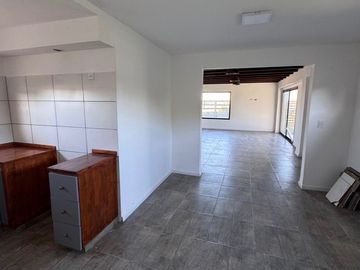 Venta Casa 3 ambientes a estrenar en Parque Lago, Mar del Cobo