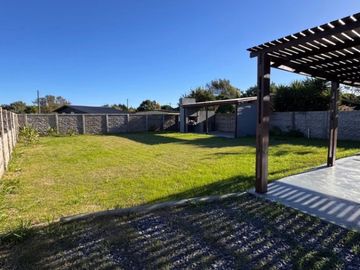 Venta Casa 3 ambientes a estrenar en Parque Lago, Mar del Cobo