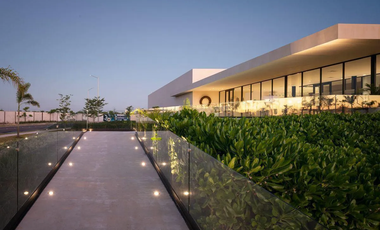 CASA EN VENTA MERIDA, TEMOZON NORTE, PRIVADA SOLUNA, ENTREGA INMEDIATA.