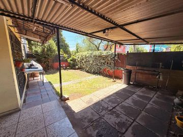 Excelente oportunidad:Casa esquina con local comercial en San Miguel
