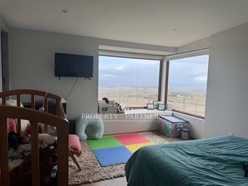 Propiedad en venta con inigualable vista al Estrecho de Magallanes, Laguna Lynch, Punta Arenas.