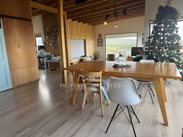 Propiedad en venta con inigualable vista al Estrecho de Magallanes, Laguna Lynch, Punta Arenas.