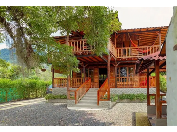 EN VENTA CHALET AMOBLADO SECTOR LA FLORIDA (IN-380)
