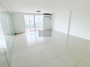 FOR RENT Commercial Building Baan krissana suvarnabhumi  CX-140888