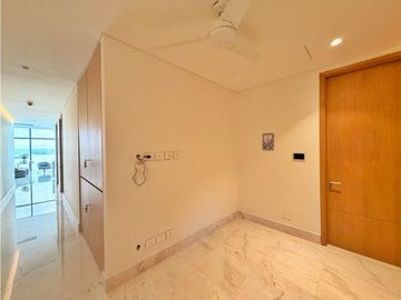 SE VENDE ESPECTACULAR APARTAMENTO EN LA BAHA DE BOCAGRANDE!!