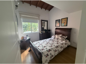 SE VENDE CASA EN LA MOTA