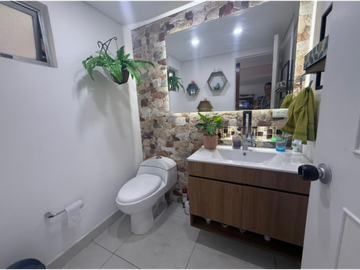 SE VENDE CASA EN LA MOTA