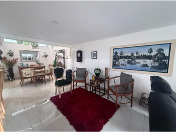 SE VENDE CASA EN LA MOTA