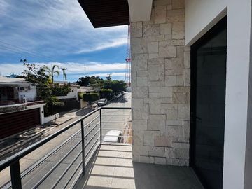 Departamento amueblado con Vista y Terraza privada