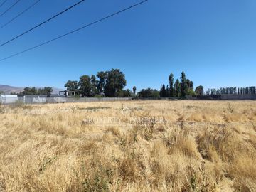 Se Vende Excelente Terreno en Condominio en Batuco