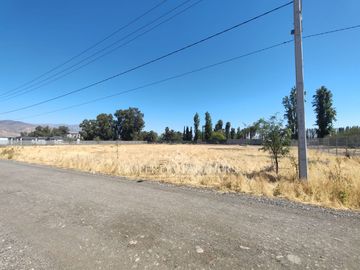 Se Vende Excelente Terreno en Condominio en Batuco