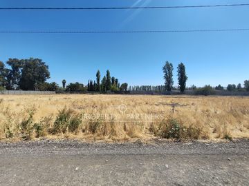 Se Vende Excelente Terreno en Condominio en Batuco