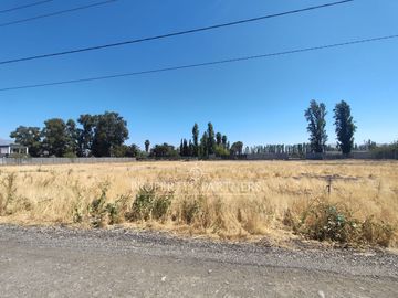 Se Vende Excelente Terreno en Condominio en Batuco
