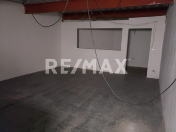 LOCAL COMERCIAL EN RENTA DE 100 M2, EN AV. PADRE KINO, TIJUANA B.C.