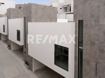 CASA EN VENTA EN CALIME RESIDENCIAL, PLAYAS DE TIJUANA, TIJUANA B.C.