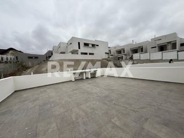 CASA EN VENTA EN CALIME RESIDENCIAL, PLAYAS DE TIJUANA, TIJUANA B.C.