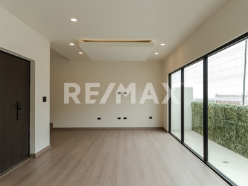 CASA EN VENTA EN CALIME RESIDENCIAL, PLAYAS DE TIJUANA, TIJUANA B.C.