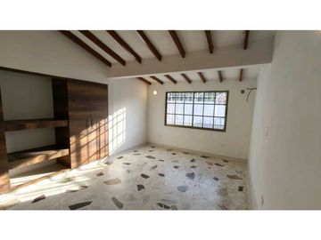 Amplia Casa Remodelada cerca al mar del Rodadero - 005