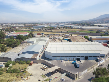 Bodega en Tultitlan 2,781 m2 con acceso a trailer 9 metros de altura