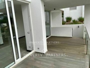 Moderno departamento de 3 pisos en Marbella