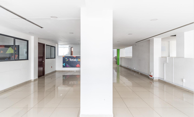 Edificio Completo para Oficinas - RENTA