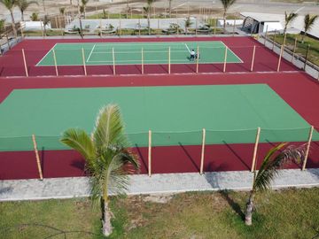 VENTA DE TERRENO URBANO 700 M² EN AV. PANAMERICANA NORTE — HUACHO, LIMA