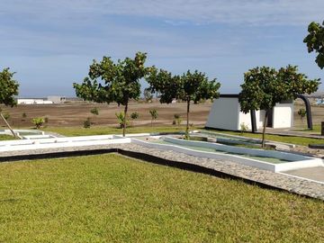 VENTA DE TERRENO URBANO 707 M² EN AV. PANAMERICANA NORTE — HUACHO, LIMA