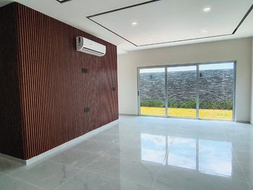Casa en venta en Veracruz con Hab en P.B. Fracc. Las Palmas