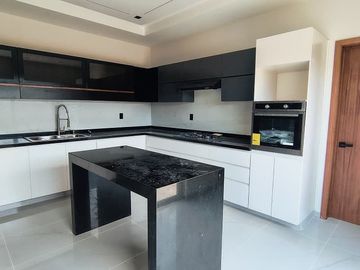 Casa en venta en Veracruz con Hab en P.B. Fracc. Las Palmas