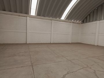 VENTA DE BODEGA COMERCIAL EN CELAYA CERCA DE ABASTOS