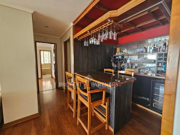 Gran departamento con vista despejada al mar en exclusivo sector de Reñaca