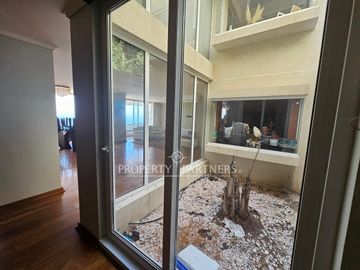 Gran departamento con vista despejada al mar en exclusivo sector de Reñaca