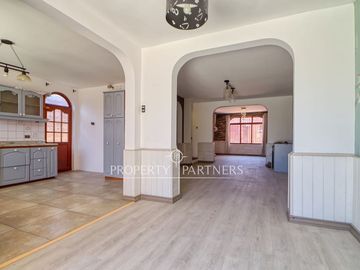 Se vende Casa Amplia Perfecta para  Empresa, Sector Centro Sur