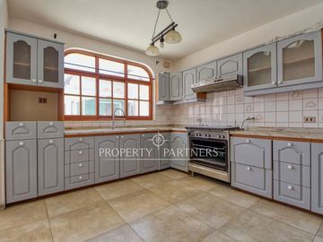 Se vende Casa Amplia Perfecta para  Empresa, Sector Centro Sur