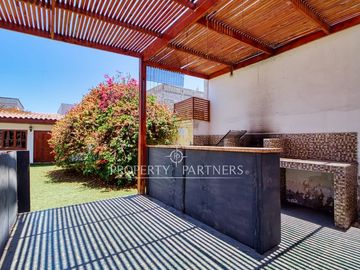 Se vende Casa Amplia Perfecta para  Empresa, Sector Centro Sur