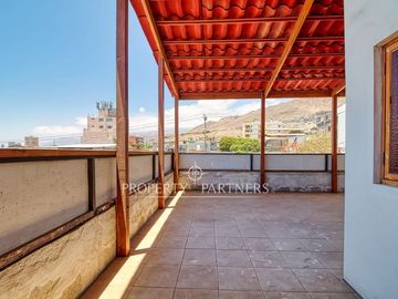 Se vende Casa Amplia Perfecta para  Empresa, Sector Centro Sur
