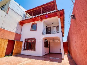 Se vende Casa Amplia Perfecta para  Empresa, Sector Centro Sur