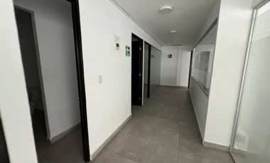 local en renta de 367 m2 en Plaza Hollywood - Cancún