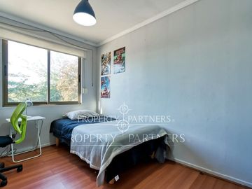 Amplia Casa en venta dentro de Condominio, Peñalolén