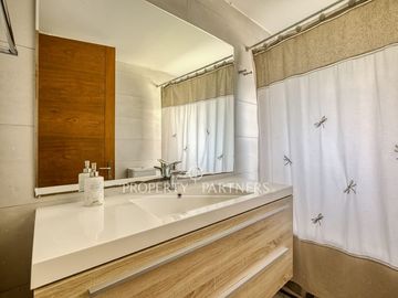 Precioso y a precio de oportunidad frente a parque Bicentenario
