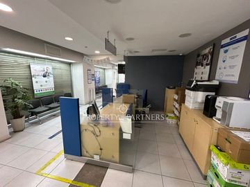 Local de 450 m2 en el sector más concurrido de Ñuñoa.